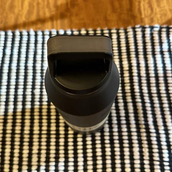 STANLEY ICEFLOW BOTTLE WITH CAP AND CARRY LID 50 OZ - Picture 5 of 8